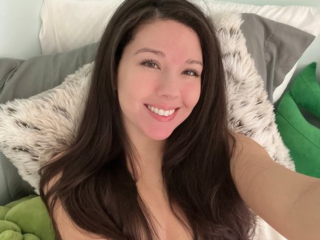 RachelWren FREE acct_ model nice pics