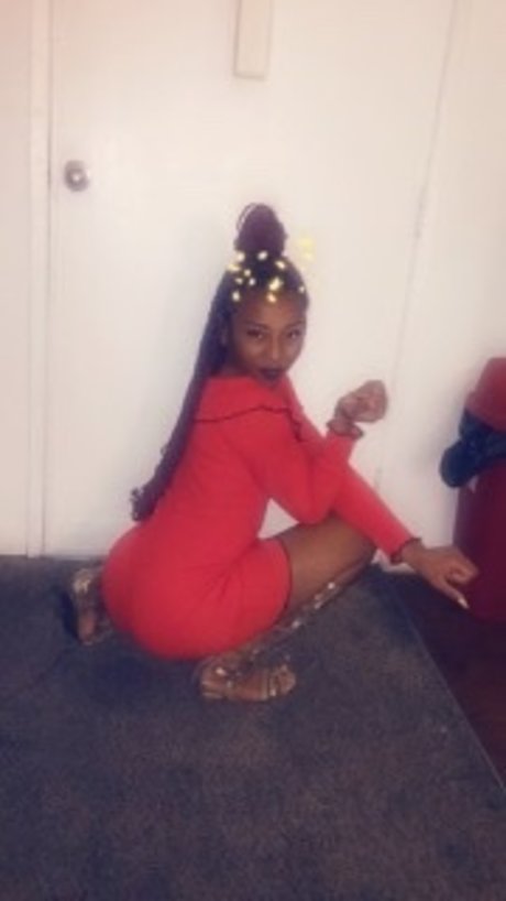 Qunny Monroe star pretty galleries