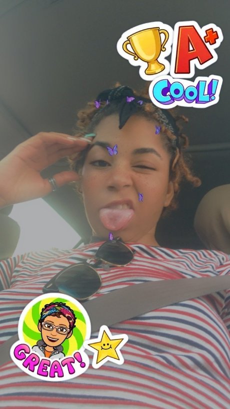 QueenChaos free star picture