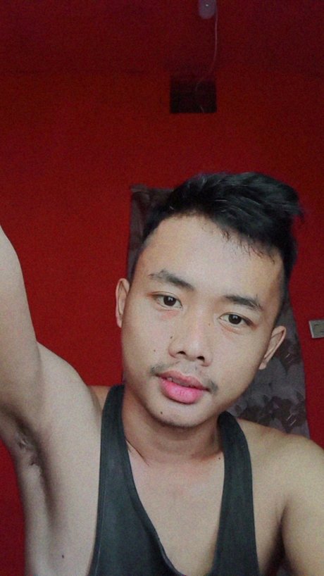 Ghinos Alexus The Power Bottom nice model image