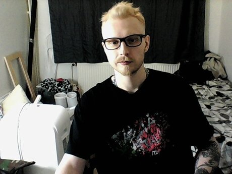 eme beautiful actress gallery