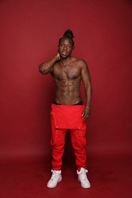 Proper Thug perfect model photo