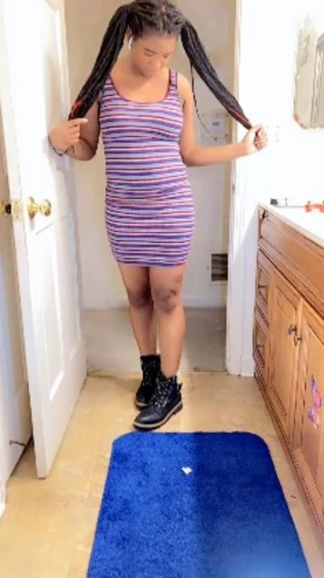 Ashanti Harris top star images