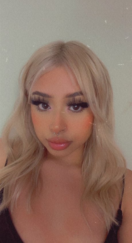 Itzel xxx star picture