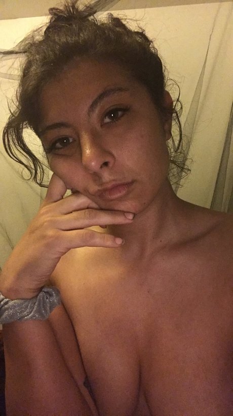 Naomi baby model nudes image