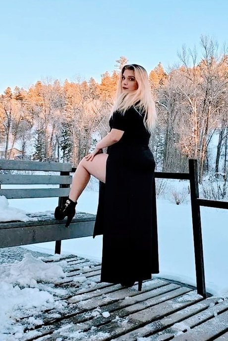 Kiana Diamond pornstar high quality images