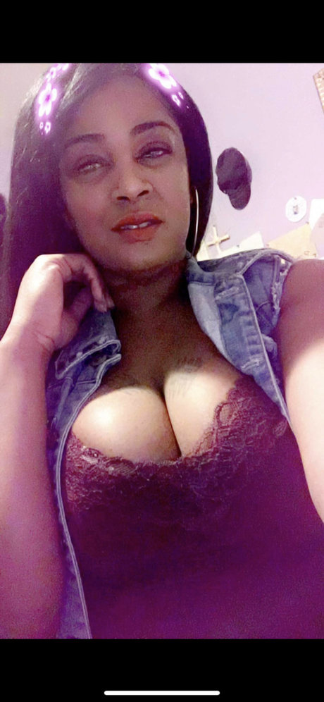 Prettyoneinmil star free pictures