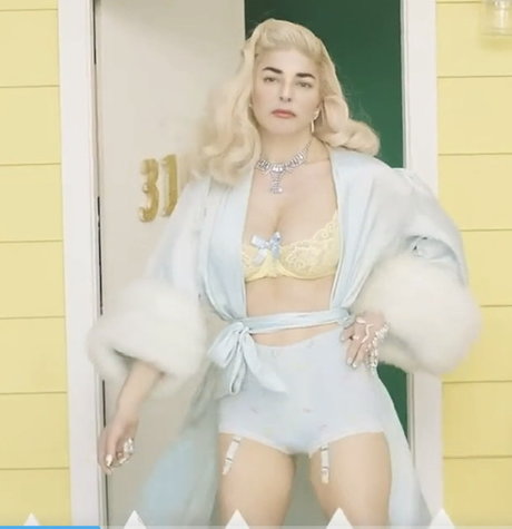 PrettymessNY pretty actress pic