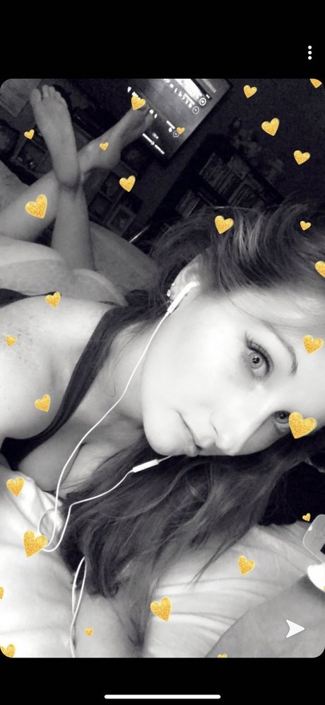 Pretty little vixen porn actress archive