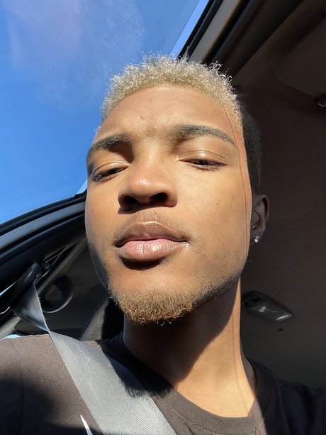 RJ Santana xxx pornstar pictures