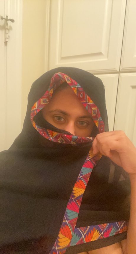 Dani Rizki model nice picture