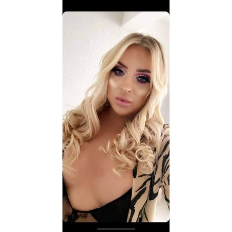 TSRIACOOPER pornstar free img