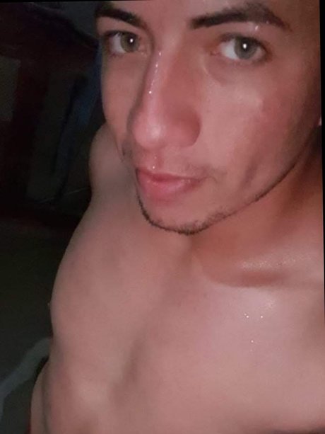 Reygatitooficial01 actress picture