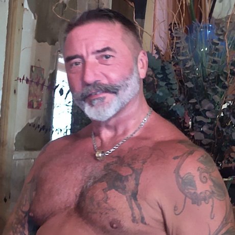 Reuben Foxxx model exclusive image