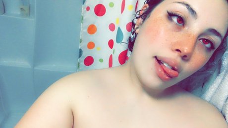 Reina Rayann sexy pornstar pictures