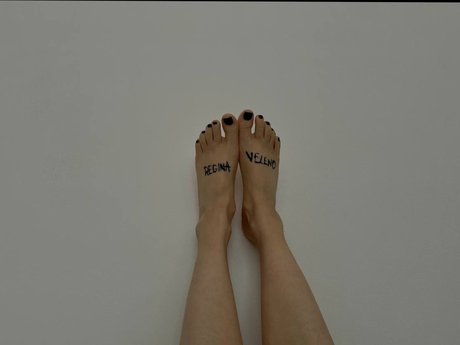 Regina Veleno perfect model images