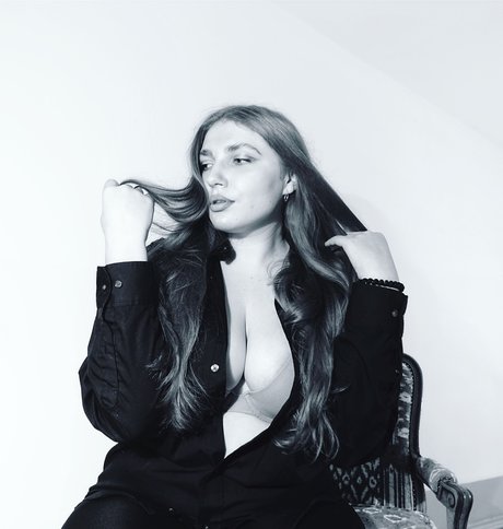 TayaHill model xxx pic