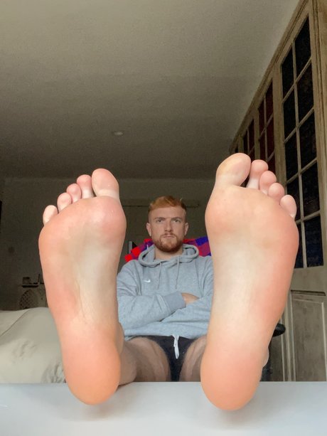 The Redhead Alpha hd actress img