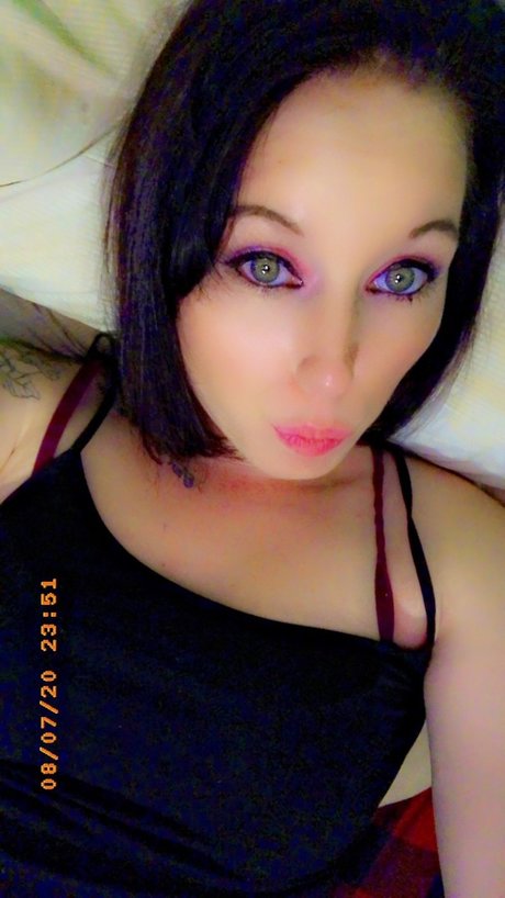 DANIELLE OFFORD beautiful pornstar picture