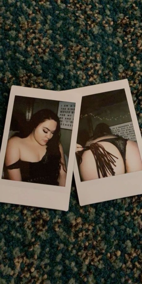 Renee Curtis porn model pics