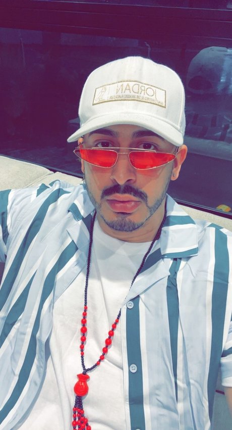 Raymond Paul pornstar xxx img