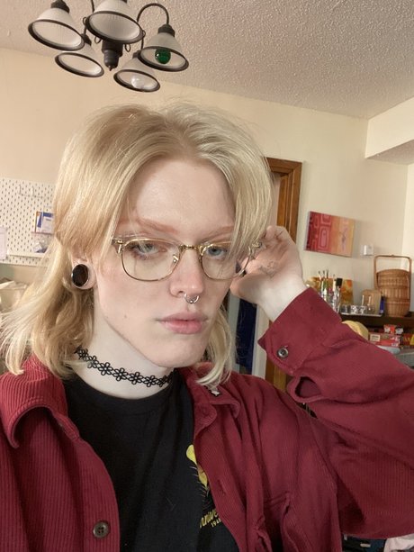 Olympia Bong best pornstar picture