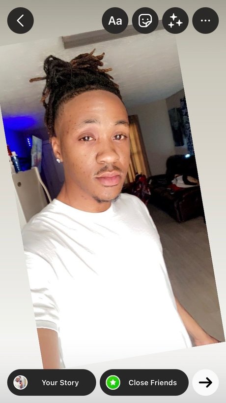 _LilSmoke_ exclusive actress pics