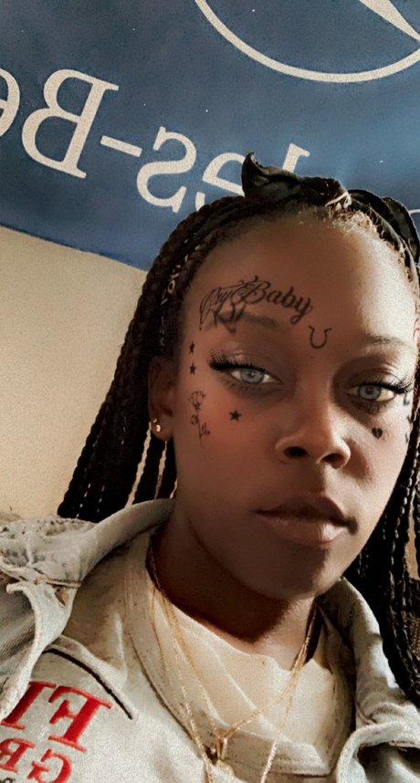 Onyxx porn actress pic