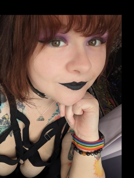 Rainbow Zilla model sex pictures