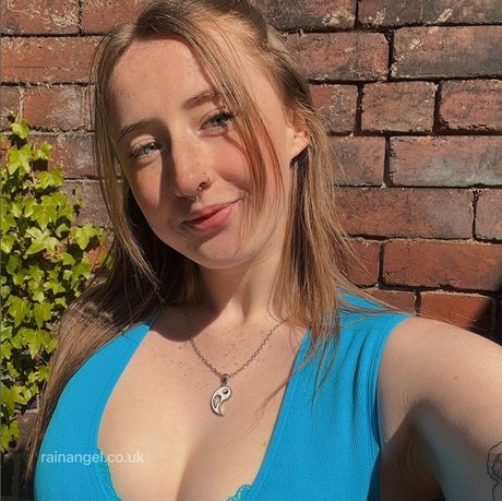 Rain Angel FREE naked pornstar image