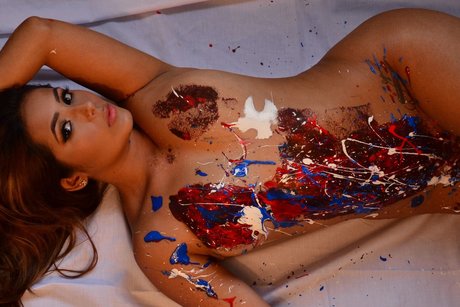 Mharia Angel model exclusive pics