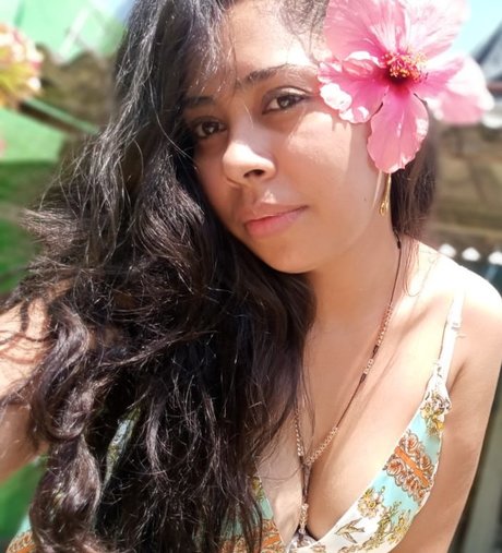 Marce Reyes naked pornstar pic