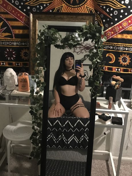 mar bear model pornographic image