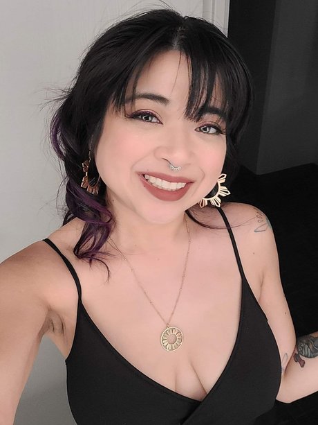 Manila Sunrise top pornstar gallery