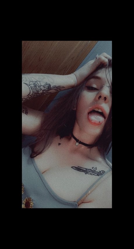 Hannah Rose Dunkling sexy pornstar gallery