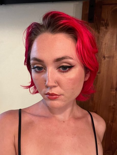 _BS ONLYFANS pornographic model images