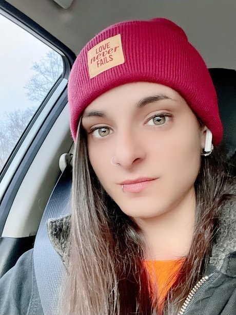 Romie Chick model sex image