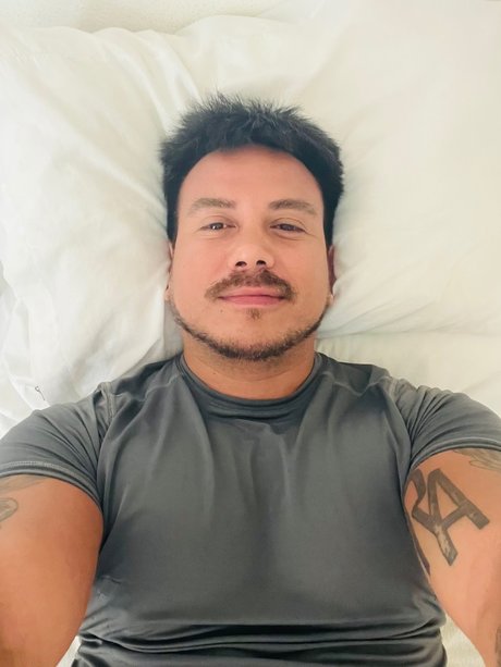 Roi Pineda model sexy pictures