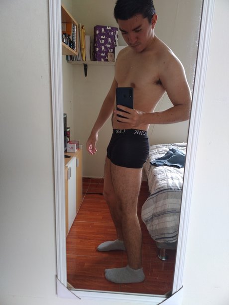 Robert Dann hot star pic