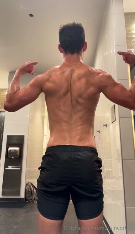 Marvin star erotic pics