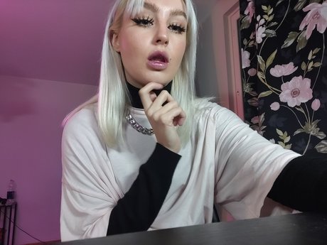 Marrruuu 1 star exclusive photos