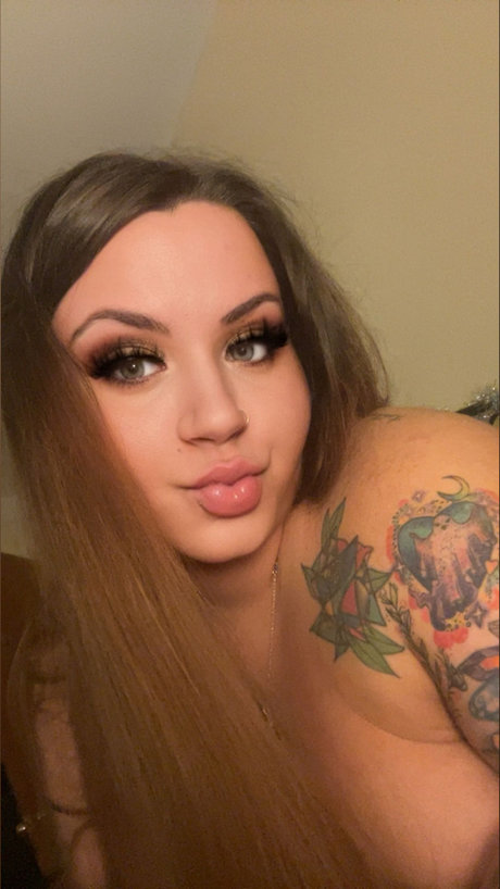 MarMar nude pornstar pic