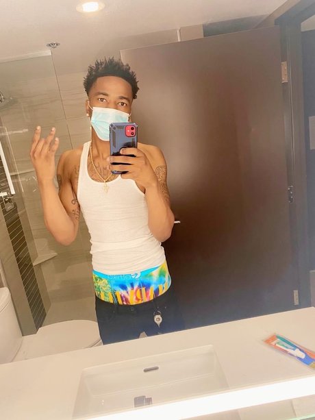 Markie Bee model erotic archive