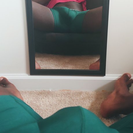 MarkCrownXXX nude model picture