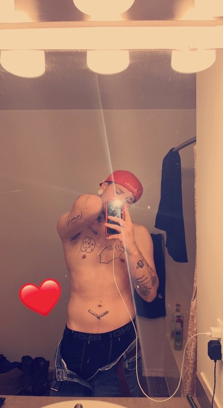 Daddy Charlie_ model perfect pictures