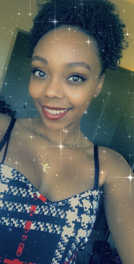 Essiee Mariee perfect star gallery