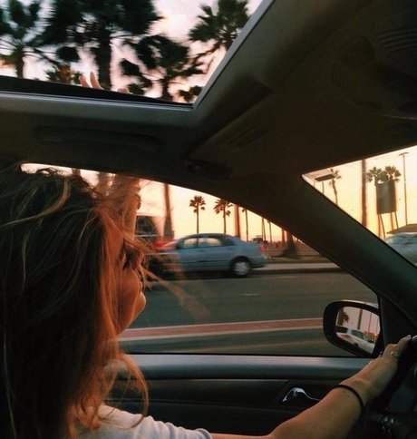 Mariana CS hot actress photo