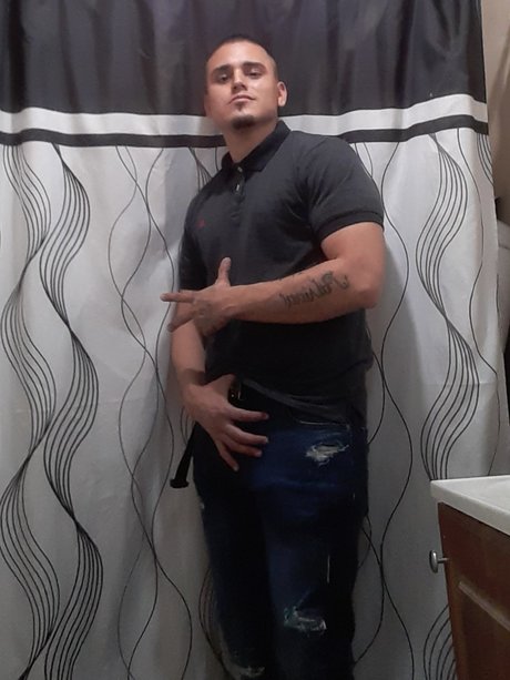 Daniel Alfredo estrada star pretty pic