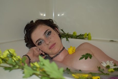 Ashes nsfw naked actress archive