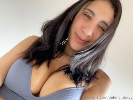 balencibby nude actress pictures